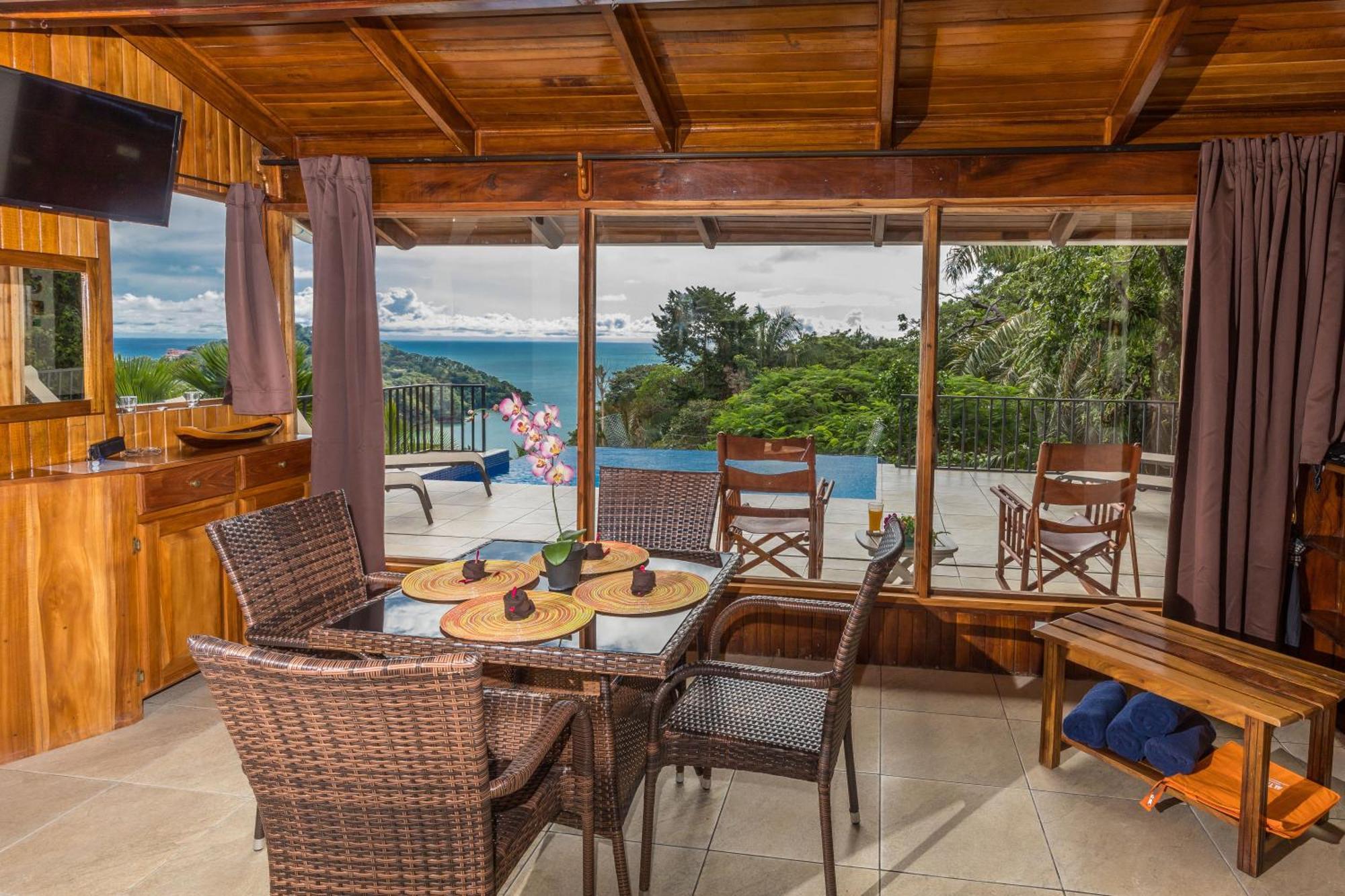 Casa Valentina - Ocean, Nature, Relax, Central Quepos Esterno foto